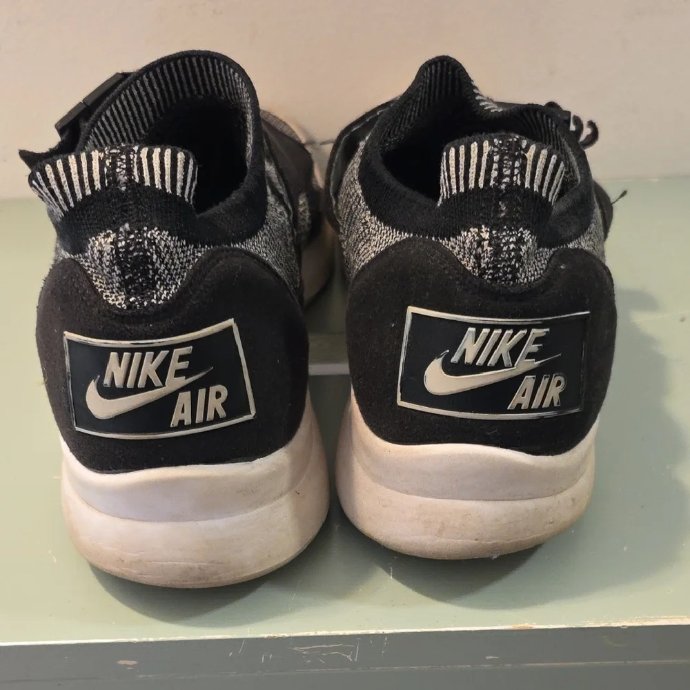 Nike Sock Racer - Picture 2 of 6